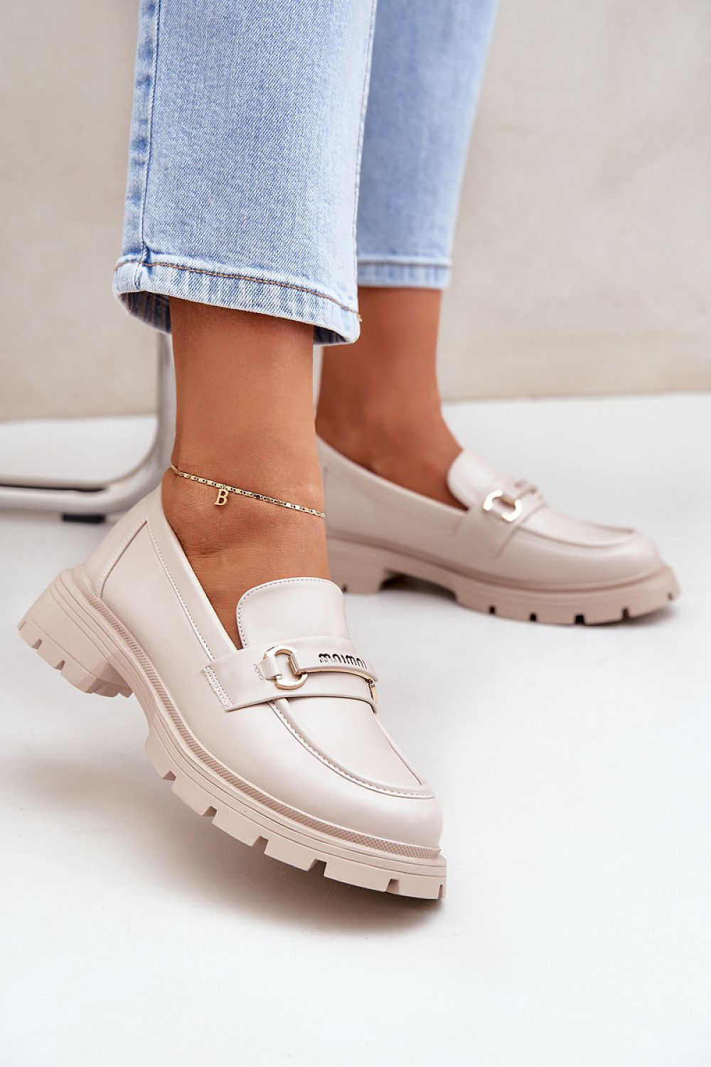 Emilia | Klassiska Loafers med Dekorativ Rem